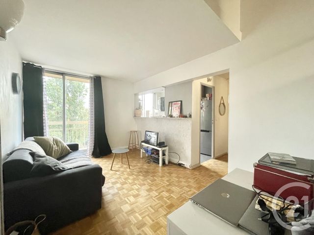 Appartement F2 à vendre - 2 pièces - 45.41 m2 - FRESNES - 94 - ILE-DE-FRANCE - Century 21 Eureka