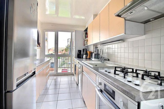 Appartement F4 à vendre - 4 pièces - 73.63 m2 - FRESNES - 94 - ILE-DE-FRANCE - Century 21 Eureka