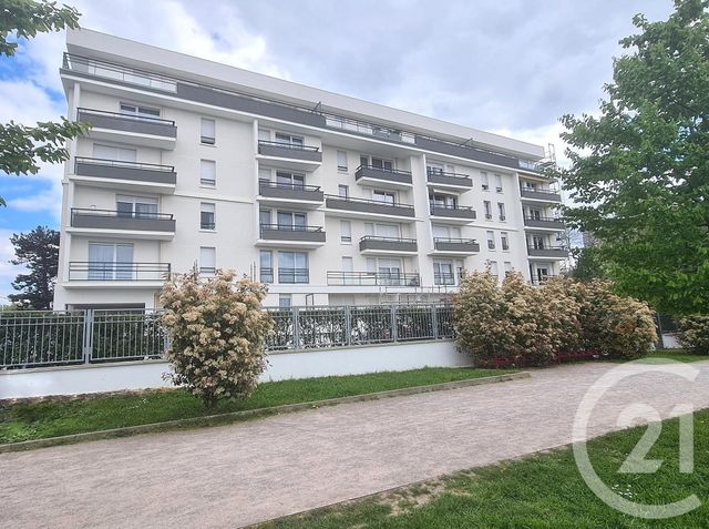 Appartement F3 à vendre - 3 pièces - 60.36 m2 - FRESNES - 94 - ILE-DE-FRANCE - Century 21 Eureka
