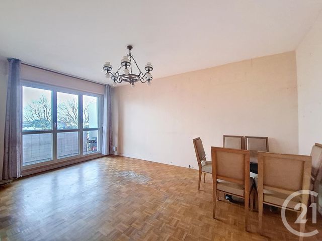 Appartement F3 à vendre - 3 pièces - 62.27 m2 - FRESNES - 94 - ILE-DE-FRANCE - Century 21 Eureka