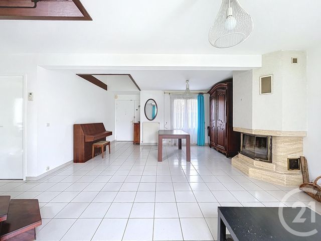 maison à vendre - 6 pièces - 131.0 m2 - RUNGIS - 94 - ILE-DE-FRANCE - Century 21 Eureka