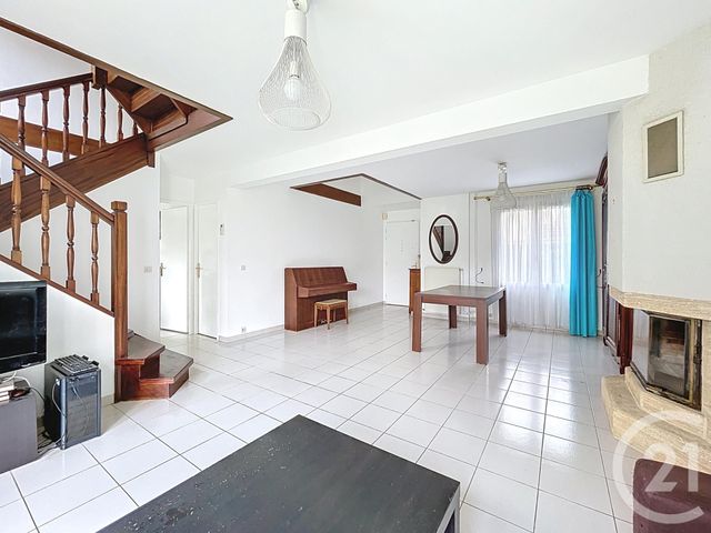 maison à vendre - 6 pièces - 131.0 m2 - RUNGIS - 94 - ILE-DE-FRANCE - Century 21 Eureka