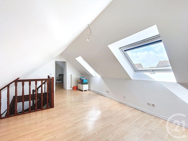 maison à vendre - 6 pièces - 131.0 m2 - RUNGIS - 94 - ILE-DE-FRANCE - Century 21 Eureka