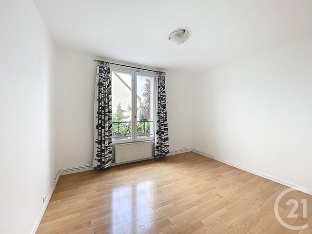 maison à vendre - 6 pièces - 131.0 m2 - RUNGIS - 94 - ILE-DE-FRANCE - Century 21 Eureka