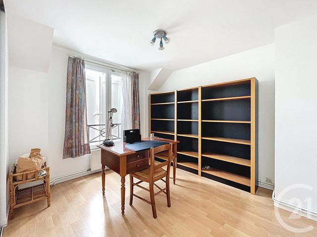 maison à vendre - 6 pièces - 131.0 m2 - RUNGIS - 94 - ILE-DE-FRANCE - Century 21 Eureka