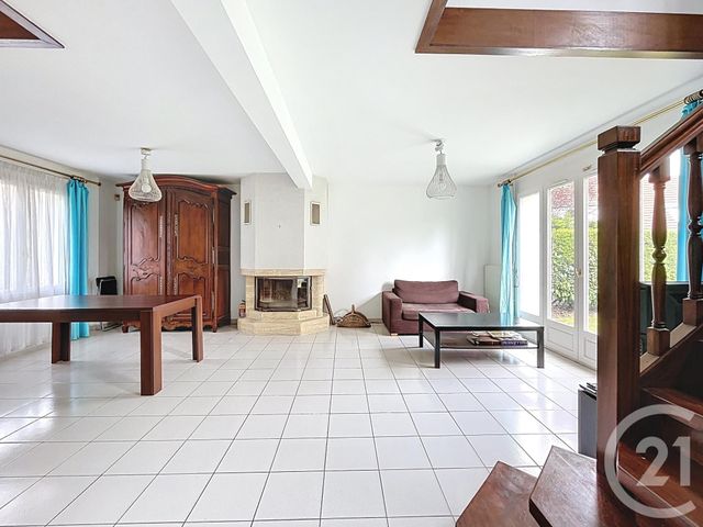 maison à vendre - 6 pièces - 131.0 m2 - RUNGIS - 94 - ILE-DE-FRANCE - Century 21 Eureka