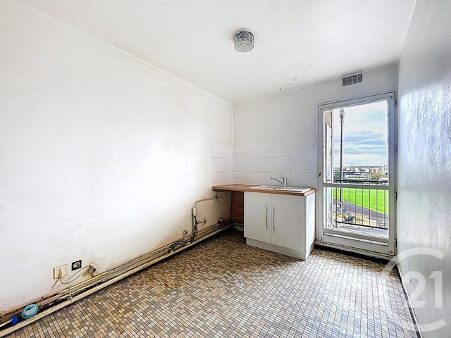 Appartement F2 à vendre - 2 pièces - 54.17 m2 - FRESNES - 94 - ILE-DE-FRANCE - Century 21 Eureka