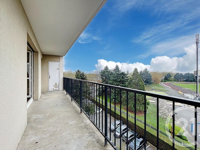 Appartement F2 à vendre - 2 pièces - 54.17 m2 - FRESNES - 94 - ILE-DE-FRANCE - Century 21 Eureka