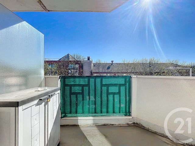 Appartement F3 à vendre - 3 pièces - 64.2 m2 - RUNGIS - 94 - ILE-DE-FRANCE - Century 21 Eureka