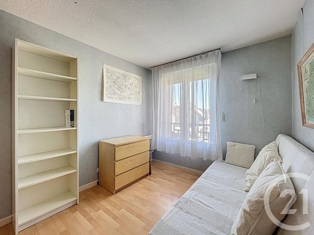 Appartement F3 à vendre - 3 pièces - 64.2 m2 - RUNGIS - 94 - ILE-DE-FRANCE - Century 21 Eureka