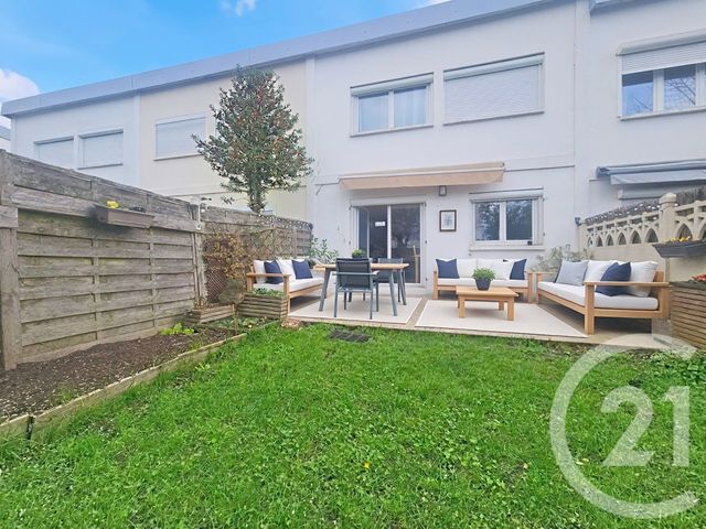 maison à vendre - 4 pièces - 65.67 m2 - FRESNES - 94 - ILE-DE-FRANCE - Century 21 Eureka