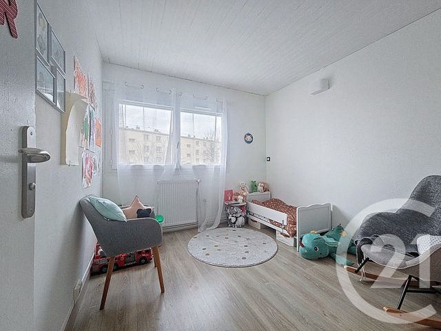 maison à vendre - 4 pièces - 65.67 m2 - FRESNES - 94 - ILE-DE-FRANCE - Century 21 Eureka