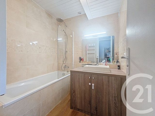 maison à vendre - 4 pièces - 65.67 m2 - FRESNES - 94 - ILE-DE-FRANCE - Century 21 Eureka