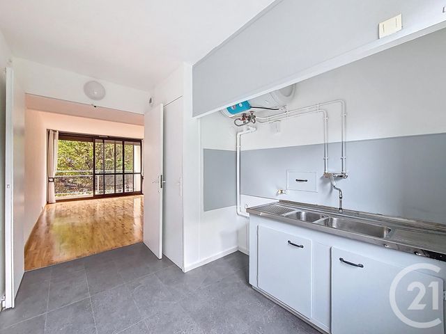 Afficher la photo en grand Appartement F3 à vendre - 3 pièces - 54.56 m2 - RUNGIS - 94 - ILE-DE-FRANCE - Century 21 Eureka