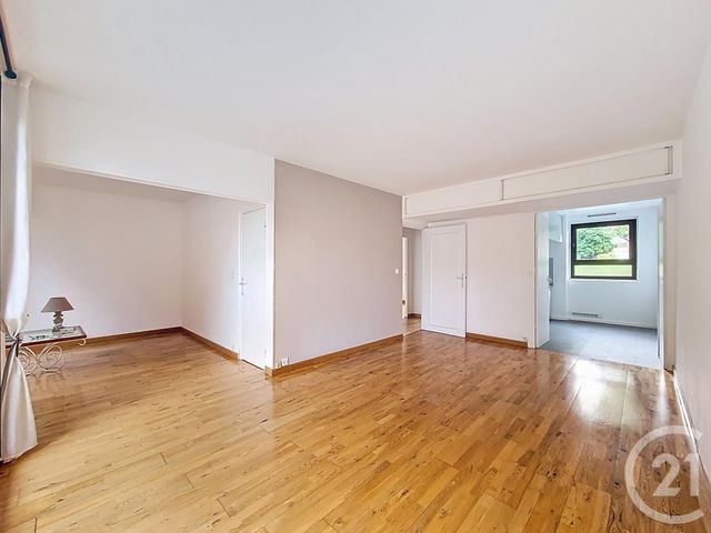 Afficher la photo en grand Appartement F3 à vendre - 3 pièces - 54.56 m2 - RUNGIS - 94 - ILE-DE-FRANCE - Century 21 Eureka