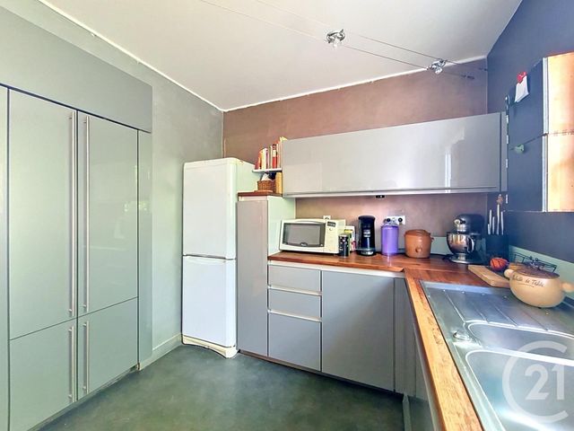 Appartement F4 à vendre - 4 pièces - 63.02 m2 - FRESNES - 94 - ILE-DE-FRANCE - Century 21 Eureka