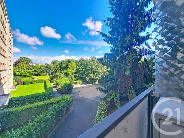 Appartement F2 à vendre - 2 pièces - 49.69 m2 - FRESNES - 94 - ILE-DE-FRANCE - Century 21 Eureka