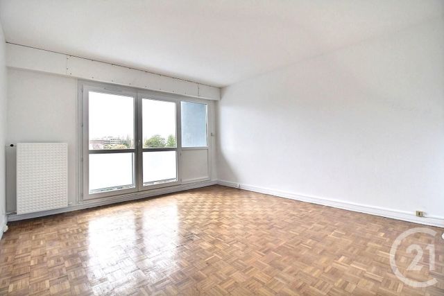 Appartement Studio à louer LE KREMLIN BICETRE