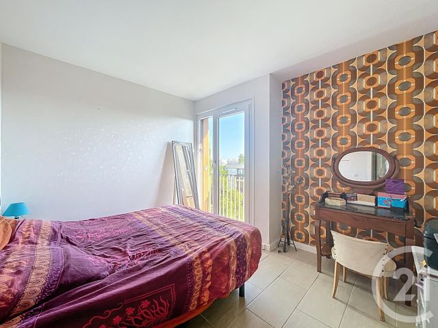 Appartement F5 à vendre - 5 pièces - 84.42 m2 - FRESNES - 94 - ILE-DE-FRANCE - Century 21 Eureka