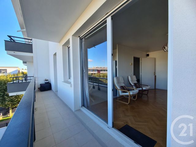 Appartement F2 à vendre - 2 pièces - 44.5 m2 - FRESNES - 94 - ILE-DE-FRANCE - Century 21 Eureka