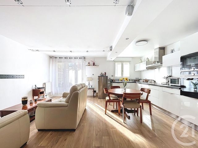 Appartement F3 à vendre - 3 pièces - 64.06 m2 - RUNGIS - 94 - ILE-DE-FRANCE - Century 21 Eureka