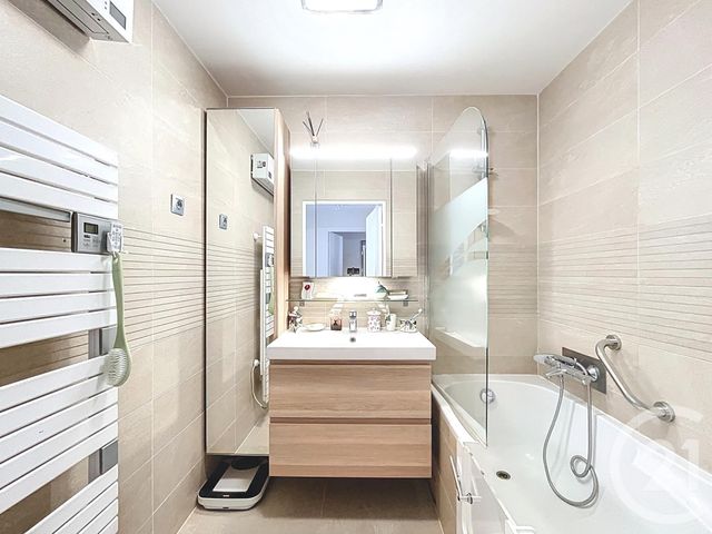 Appartement F3 à vendre - 3 pièces - 64.06 m2 - RUNGIS - 94 - ILE-DE-FRANCE - Century 21 Eureka