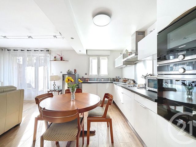 Appartement F3 à vendre - 3 pièces - 64.06 m2 - RUNGIS - 94 - ILE-DE-FRANCE - Century 21 Eureka