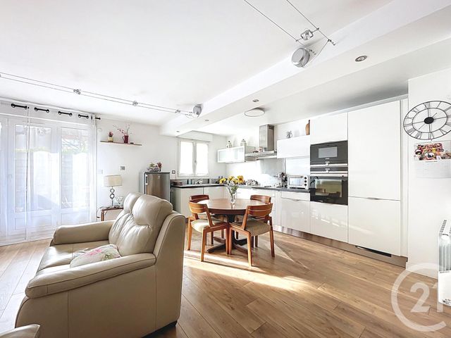 Appartement F3 à vendre - 3 pièces - 64.06 m2 - RUNGIS - 94 - ILE-DE-FRANCE - Century 21 Eureka