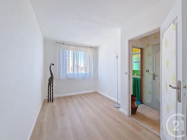 Appartement F4 à vendre - 4 pièces - 68.36 m2 - RUNGIS - 94 - ILE-DE-FRANCE - Century 21 Eureka