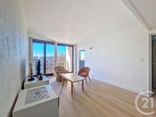 Appartement F4 à vendre - 4 pièces - 68.36 m2 - RUNGIS - 94 - ILE-DE-FRANCE - Century 21 Eureka