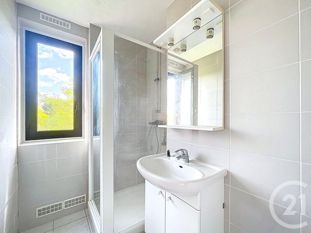 Appartement F3 à vendre - 3 pièces - 55.0 m2 - RUNGIS - 94 - ILE-DE-FRANCE - Century 21 Eureka