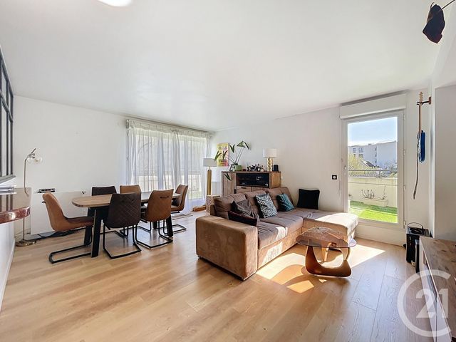 Appartement F4 à vendre - 4 pièces - 74.61 m2 - FRESNES - 94 - ILE-DE-FRANCE - Century 21 Eureka