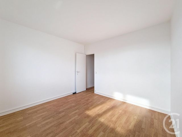 Afficher la photo en grand Appartement F3 à vendre - 3 pièces - 54.37 m2 - RUNGIS - 94 - ILE-DE-FRANCE - Century 21 Eureka