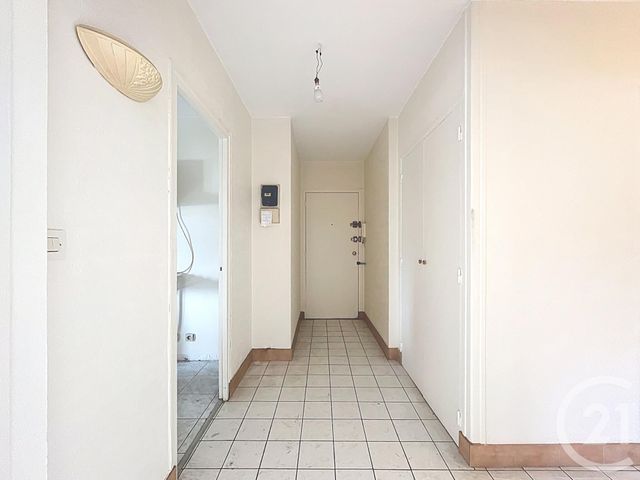 Afficher la photo en grand Appartement F2 à vendre - 2 pièces - 60.78 m2 - FRESNES - 94 - ILE-DE-FRANCE - Century 21 Eureka
