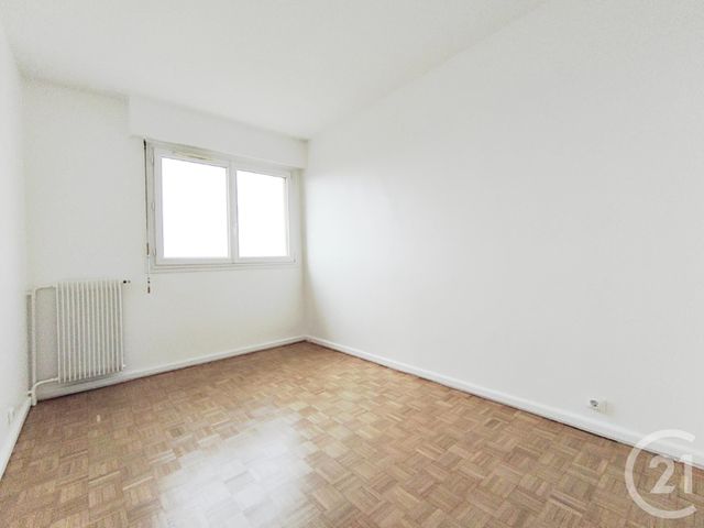 Appartement F3 à louer - 3 pièces - 61.48 m2 - FRESNES - 94 - ILE-DE-FRANCE - Century 21 Eureka