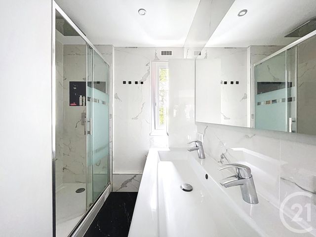 Appartement F4 à vendre - 4 pièces - 72.49 m2 - RUNGIS - 94 - ILE-DE-FRANCE - Century 21 Eureka