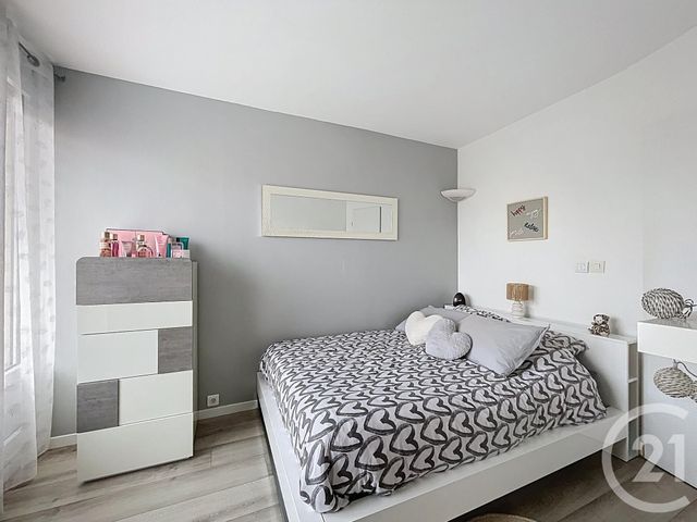 Appartement F2 à vendre - 2 pièces - 42.0 m2 - RUNGIS - 94 - ILE-DE-FRANCE - Century 21 Eureka