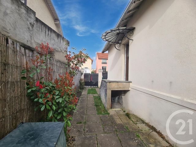 maison à vendre - 2 pièces - 39.06 m2 - FRESNES - 94 - ILE-DE-FRANCE - Century 21 Eureka