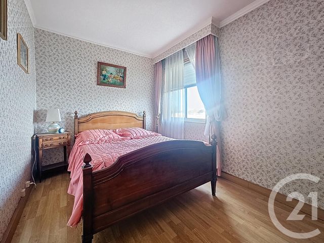 Appartement F3 à vendre - 3 pièces - 55.93 m2 - FRESNES - 94 - ILE-DE-FRANCE - Century 21 Eureka