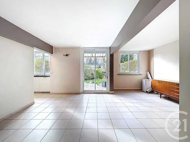 Appartement F3 bis à vendre - 3 pièces - 64.8 m2 - FRESNES - 94 - ILE-DE-FRANCE - Century 21 Eureka