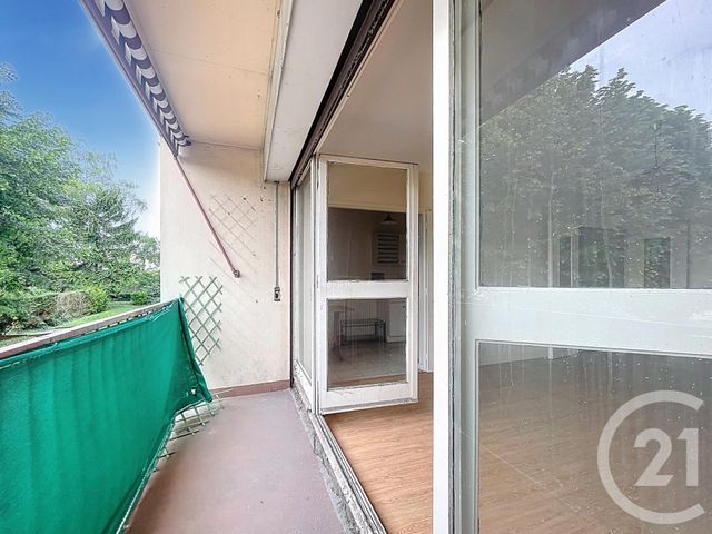 Appartement F2 à vendre - 2 pièces - 60.78 m2 - FRESNES - 94 - ILE-DE-FRANCE - Century 21 Eureka