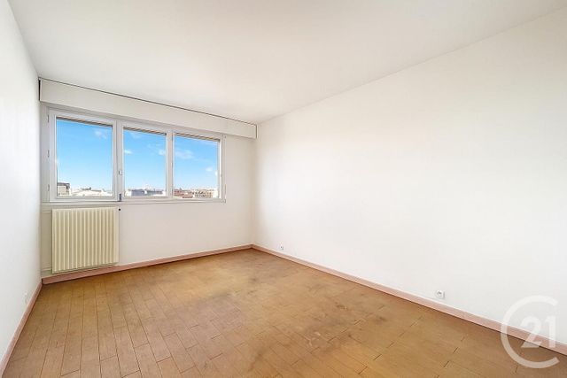 Appartement F2 à vendre - 2 pièces - 60.78 m2 - FRESNES - 94 - ILE-DE-FRANCE - Century 21 Eureka