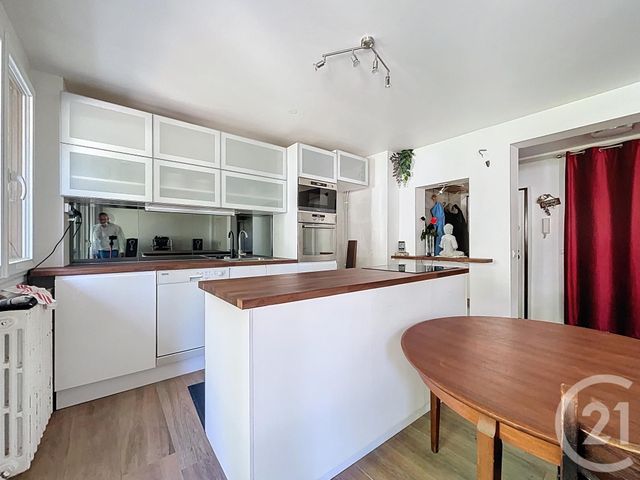 Appartement F4 à vendre - 4 pièces - 79.57 m2 - FRESNES - 94 - ILE-DE-FRANCE - Century 21 Eureka