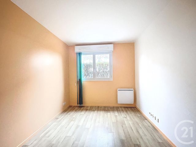 Appartement F4 à vendre - 4 pièces - 74.52 m2 - FRESNES - 94 - ILE-DE-FRANCE - Century 21 Eureka