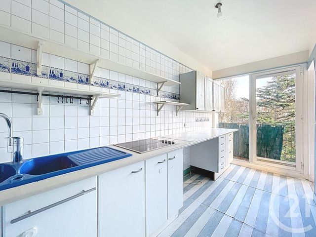 Appartement F4 à vendre - 4 pièces - 72.79 m2 - FRESNES - 94 - ILE-DE-FRANCE - Century 21 Eureka