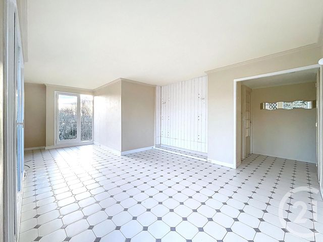 Appartement F4 à vendre - 4 pièces - 72.79 m2 - FRESNES - 94 - ILE-DE-FRANCE - Century 21 Eureka