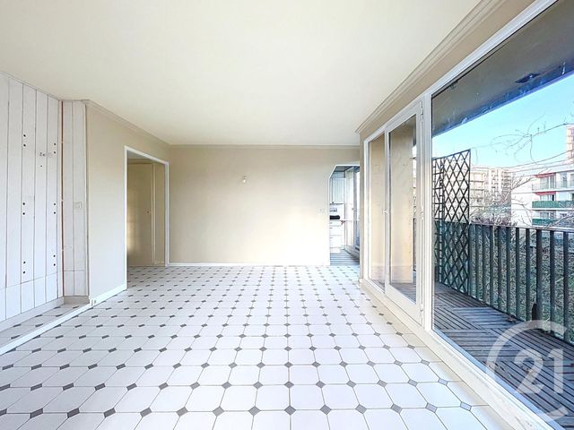 Appartement F4 à vendre - 4 pièces - 72.79 m2 - FRESNES - 94 - ILE-DE-FRANCE - Century 21 Eureka