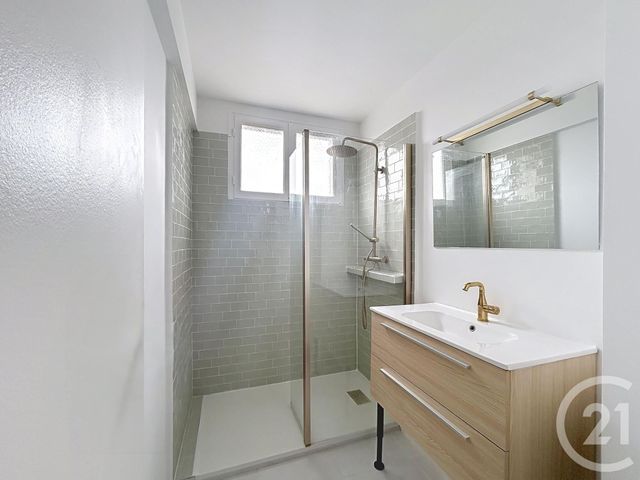 Appartement F3 à louer - 3 pièces - 60.89 m2 - L HAY LES ROSES - 94 - ILE-DE-FRANCE - Century 21 Eureka