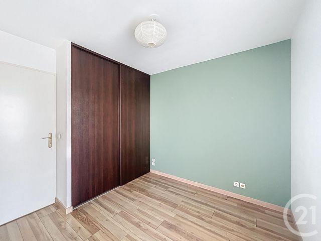 Appartement F3 à louer - 3 pièces - 60.63 m2 - FRESNES - 94 - ILE-DE-FRANCE - Century 21 Eureka