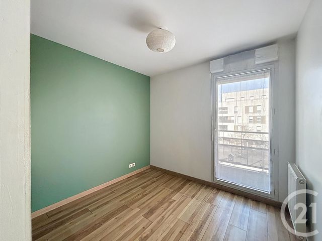 Appartement F3 à louer - 3 pièces - 60.63 m2 - FRESNES - 94 - ILE-DE-FRANCE - Century 21 Eureka